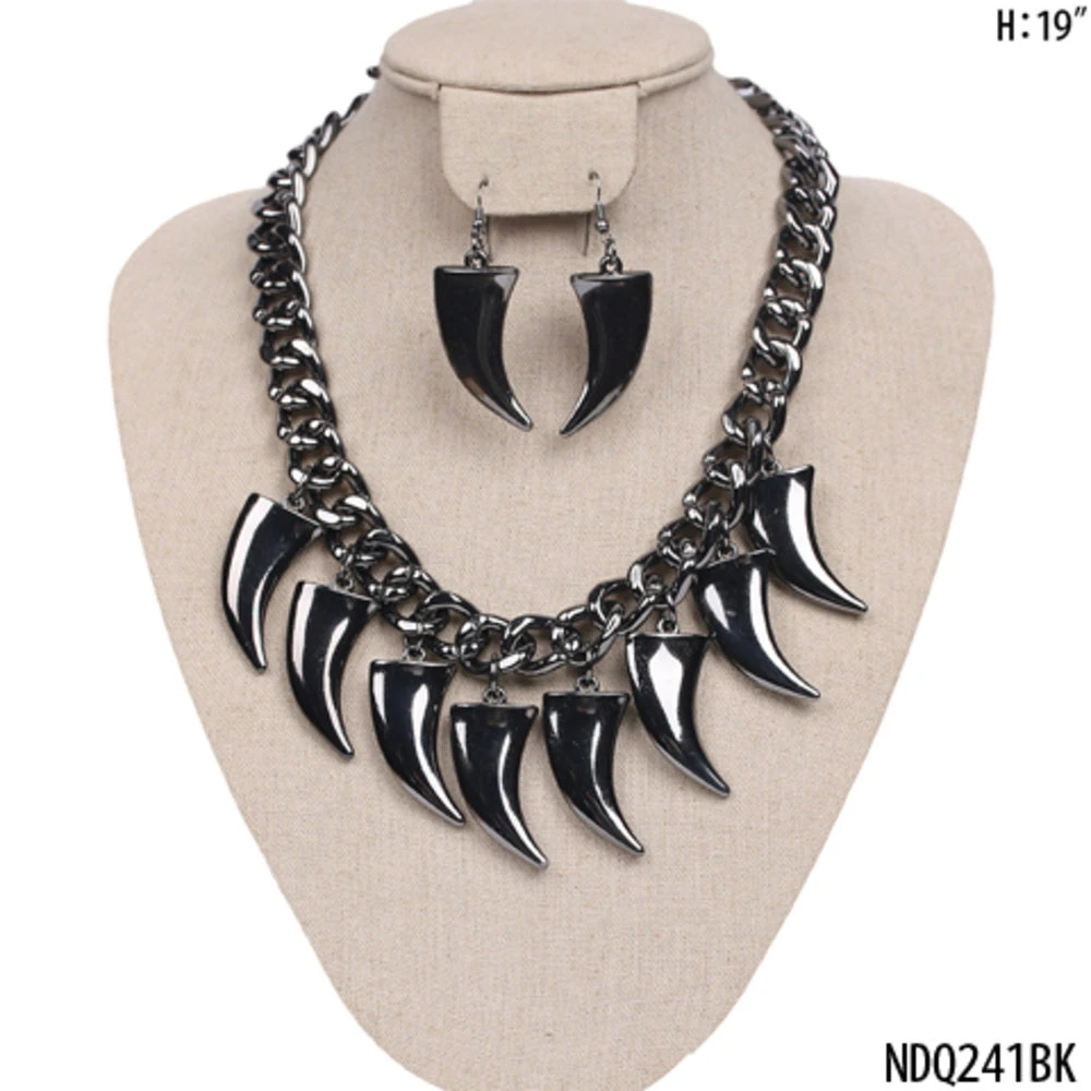 Ceci Jewelry, Inc. Black Metal Horn Necklace And Matching Earrings Necklaces & Earrings 3 Ceci Jewelry, Inc. Black Metal Horn Necklace And Matching Earrings Necklaces & Earrings
